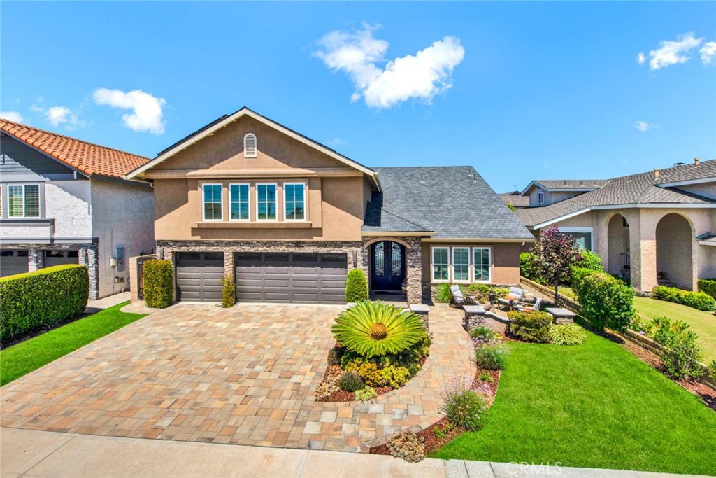8881 Sailport Drive