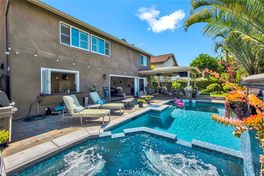 8881 Sailport Drive