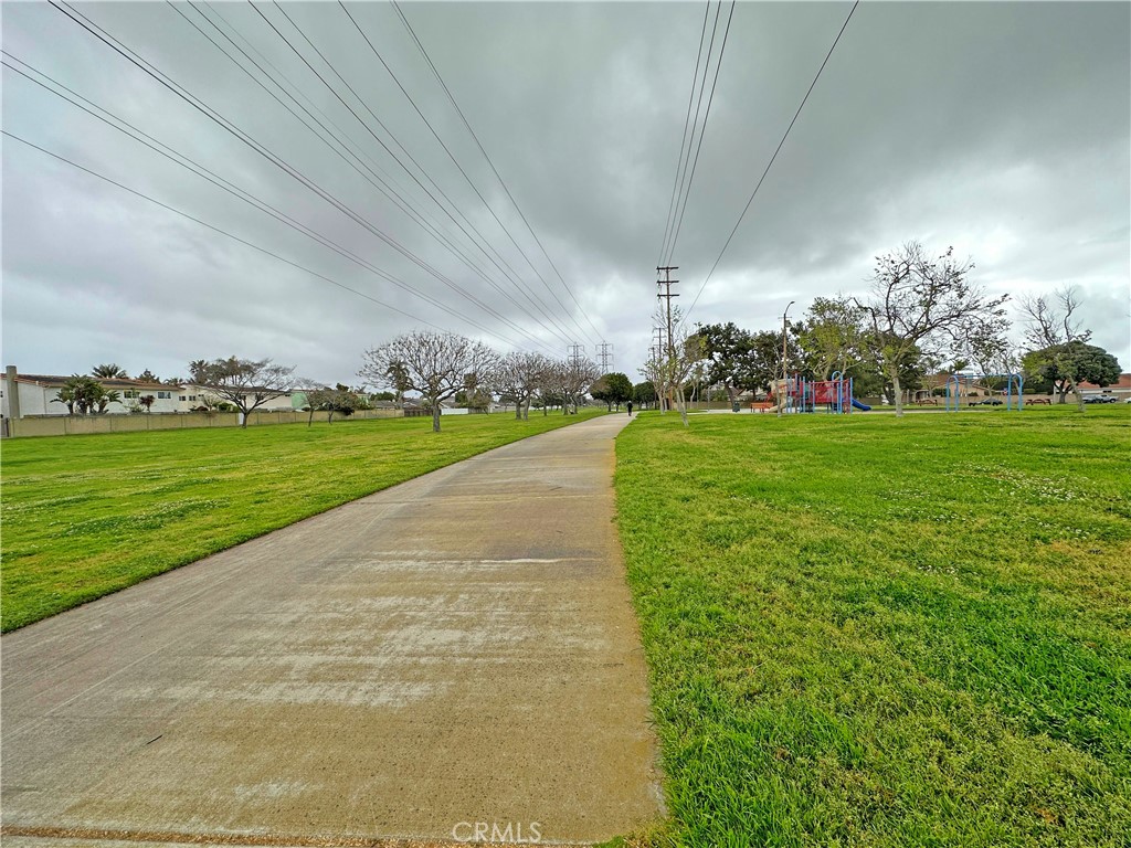 8881 Sailport Drive