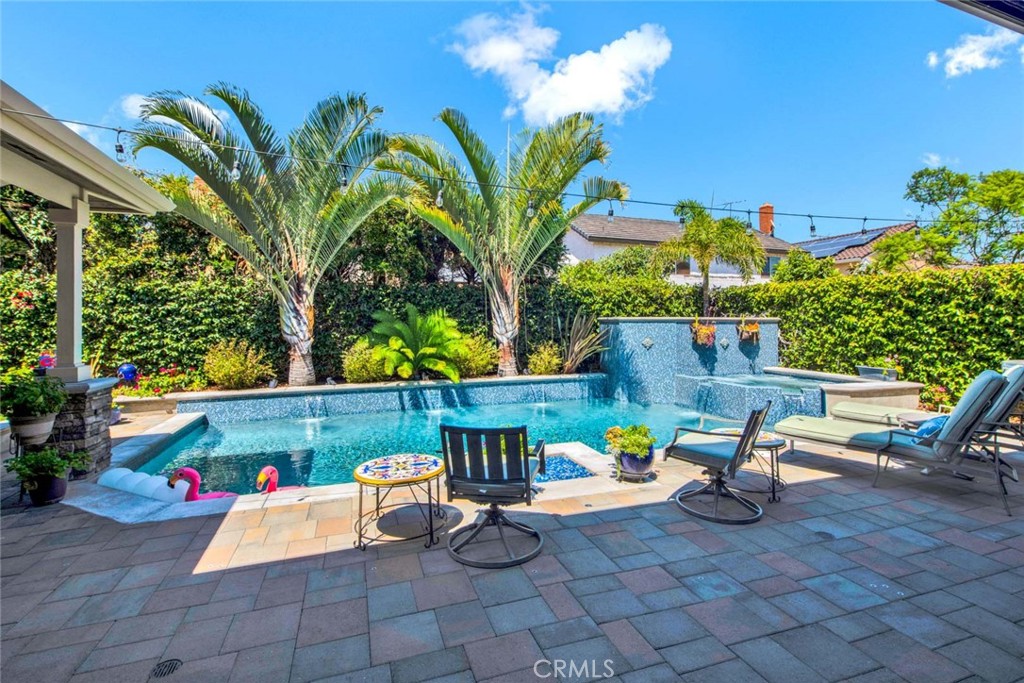 8881 Sailport Drive