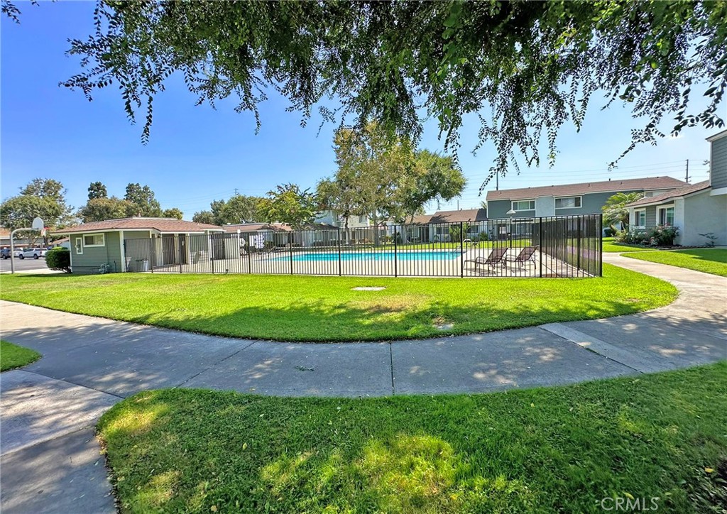 13311 Woodbrook Circle
