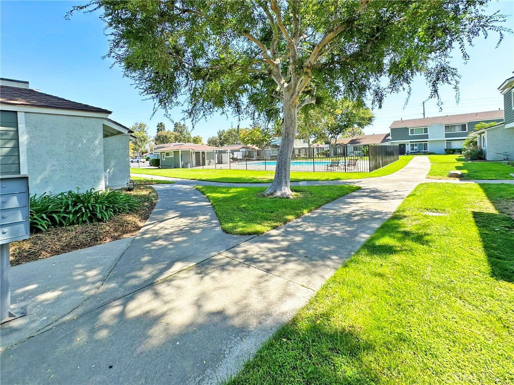 13311 Woodbrook Circle