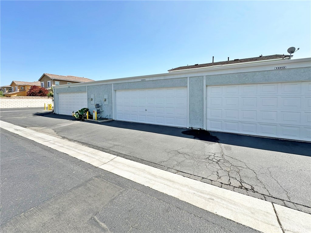 13311 Woodbrook Circle