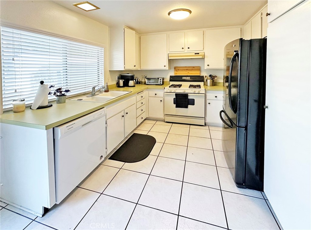 13311 Woodbrook Circle