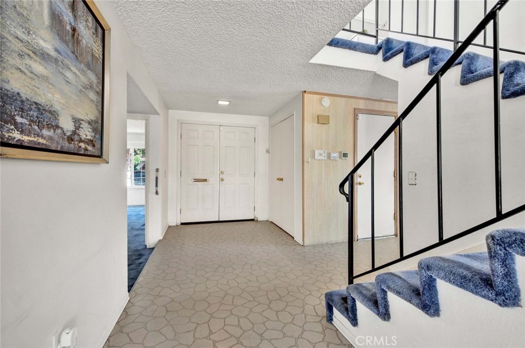 10191 Wembley Circle