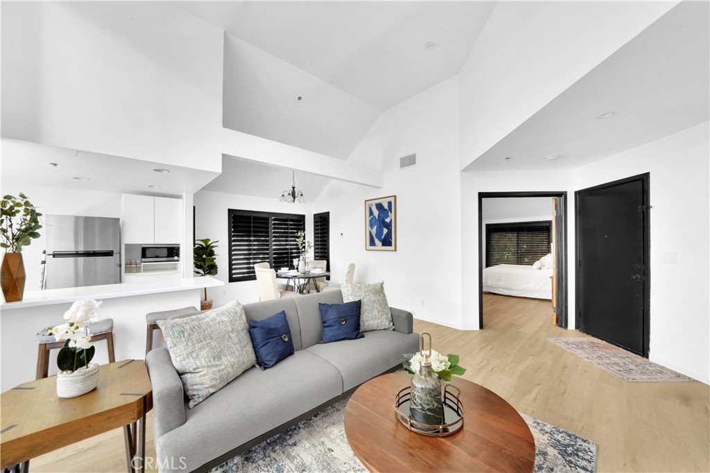 12555 Euclid Street 110