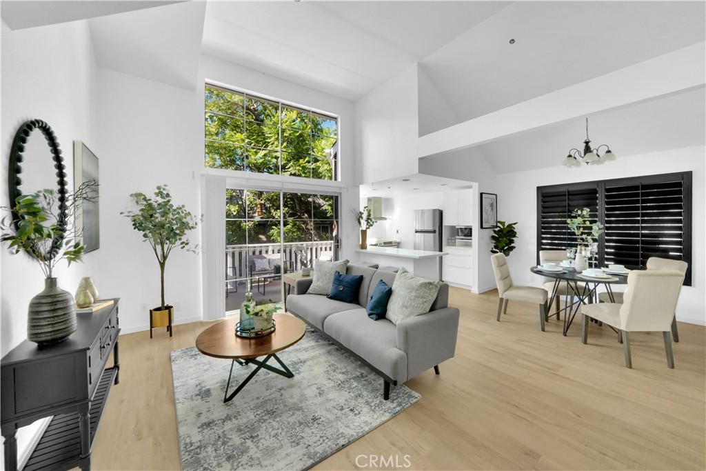 12555 Euclid Street 110