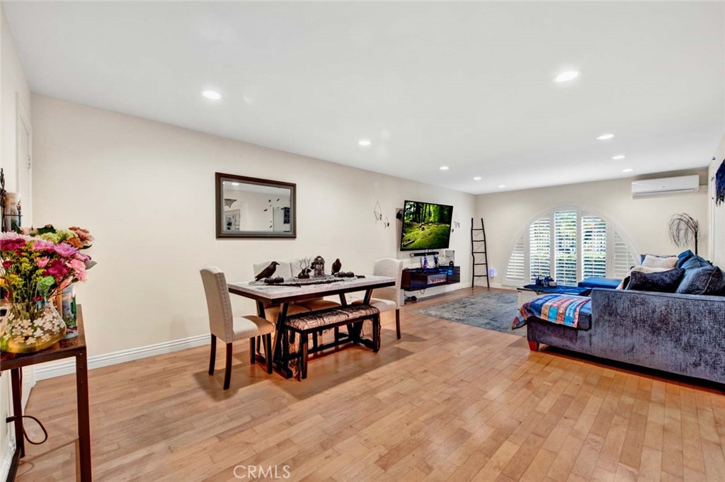 3037 Club House Circle