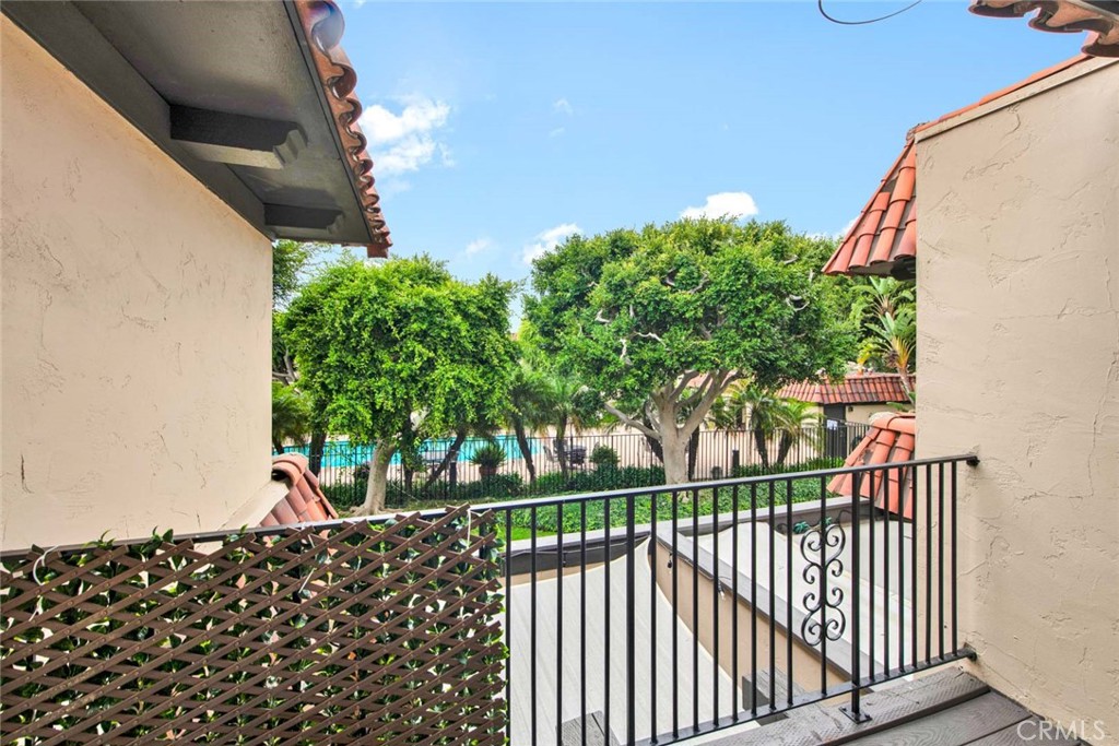 3037 Club House Circle