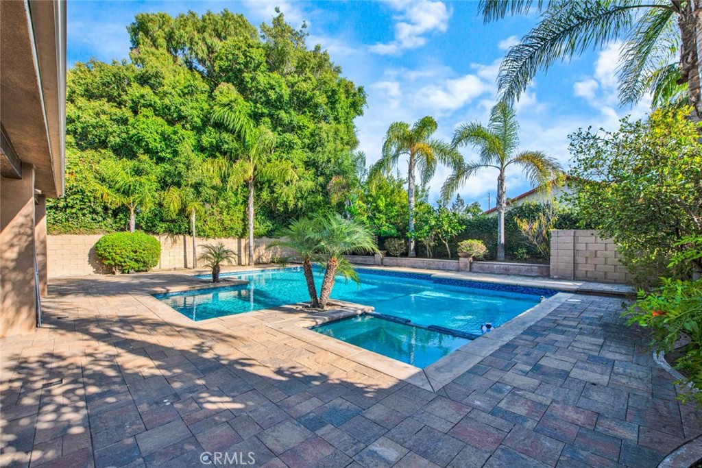 11582 Aquamarine Circle