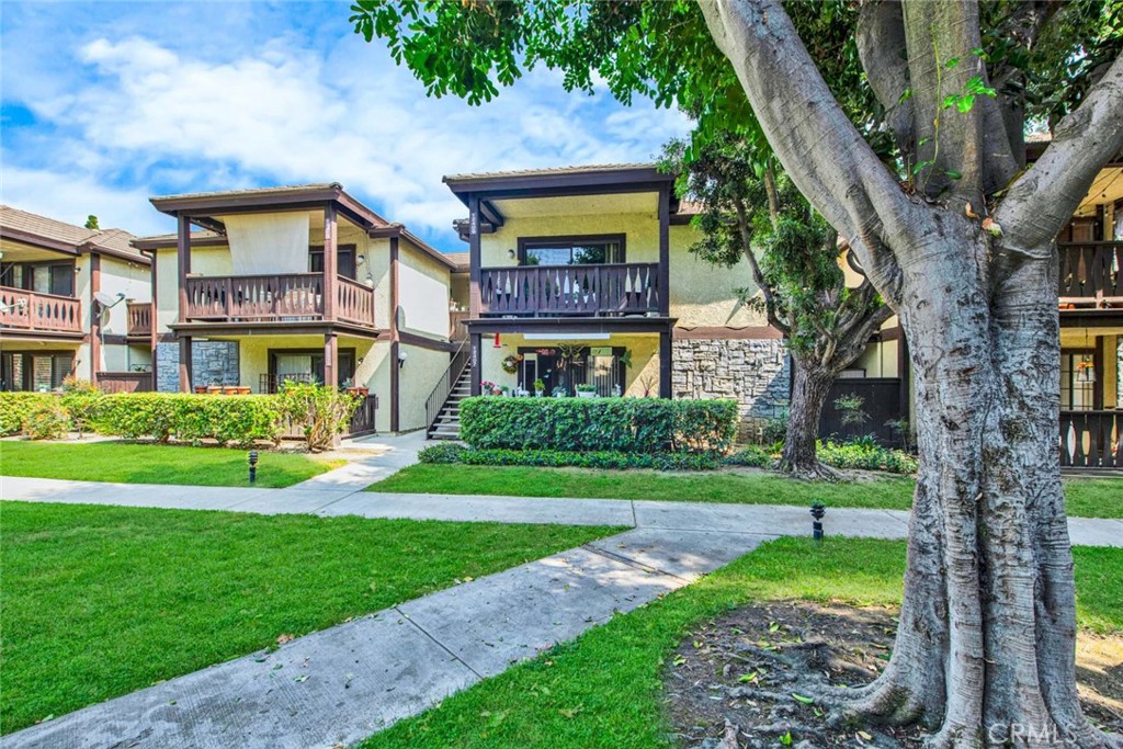 12409 Rock Springs Court