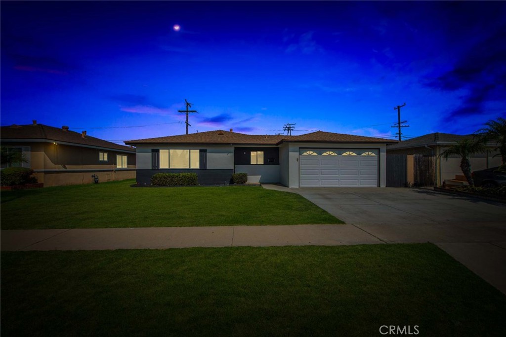 8921 Elvira Avenue