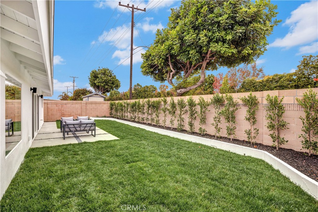 20631 Kelvin Lane