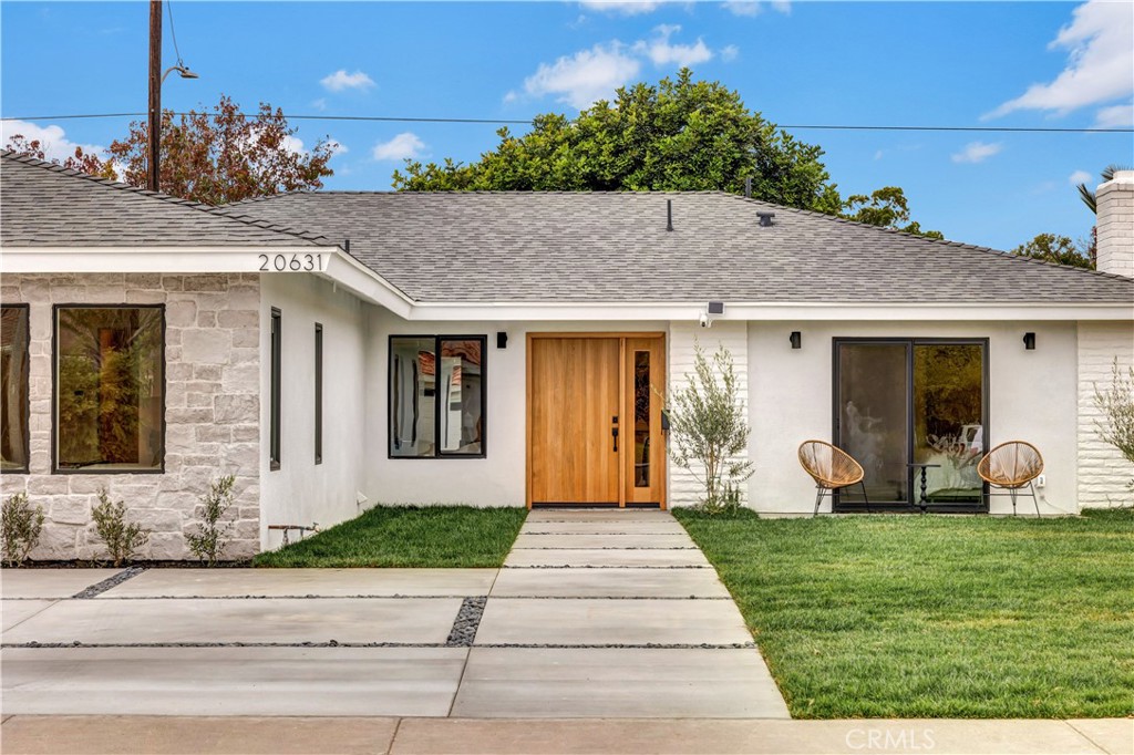 20631 Kelvin Lane