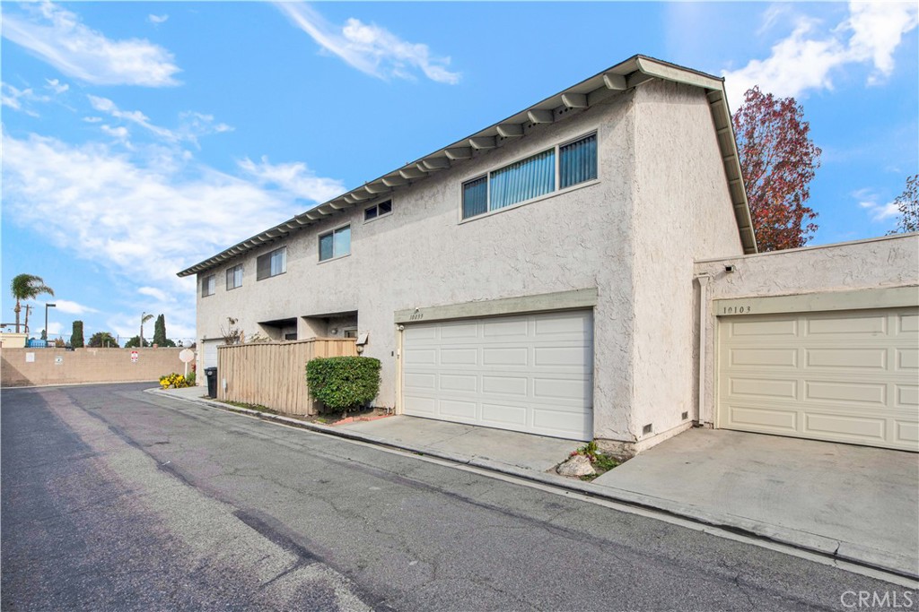 10099 Hidden Village Road