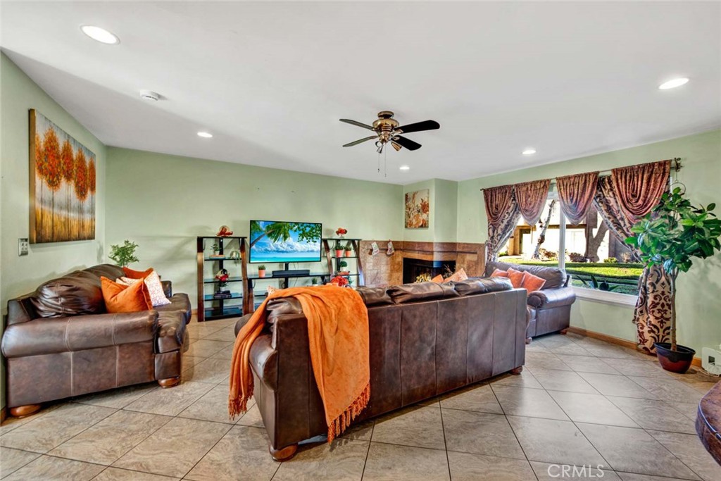 10841 Poly Court