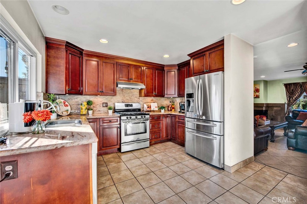 10841 Poly Court