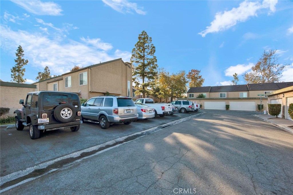 10841 Poly Court