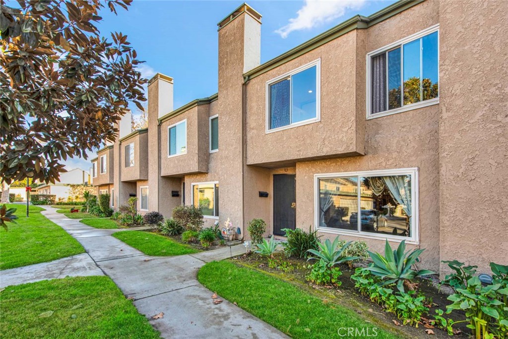 10841 Poly Court