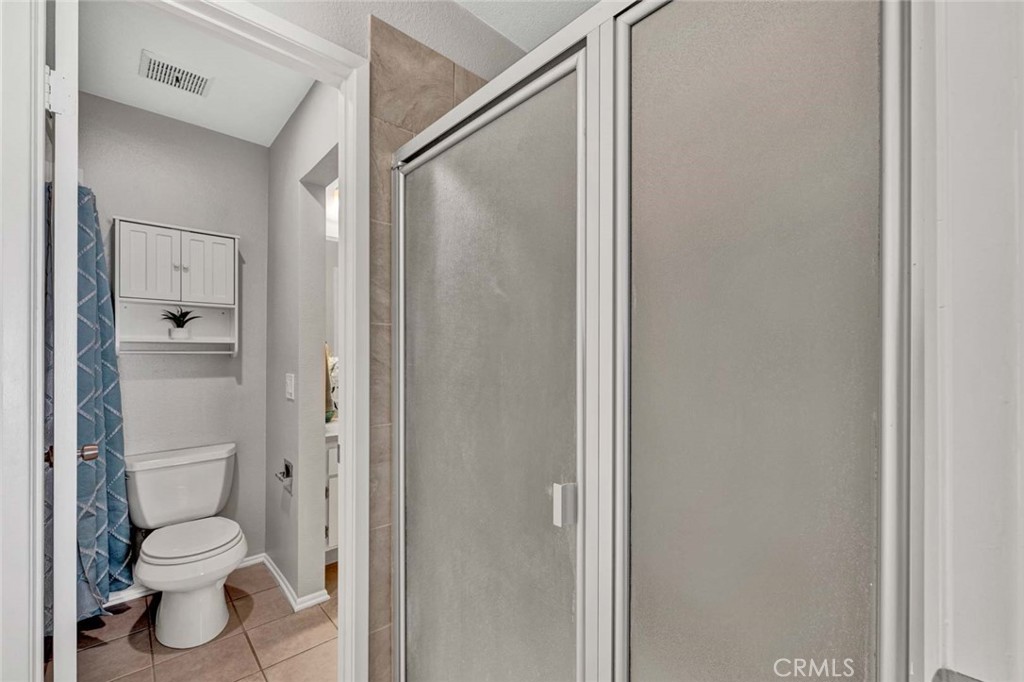 101 W Riverdale Avenue 8