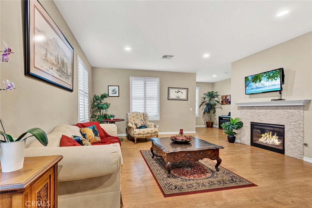 13084 Mendocino Lane 27