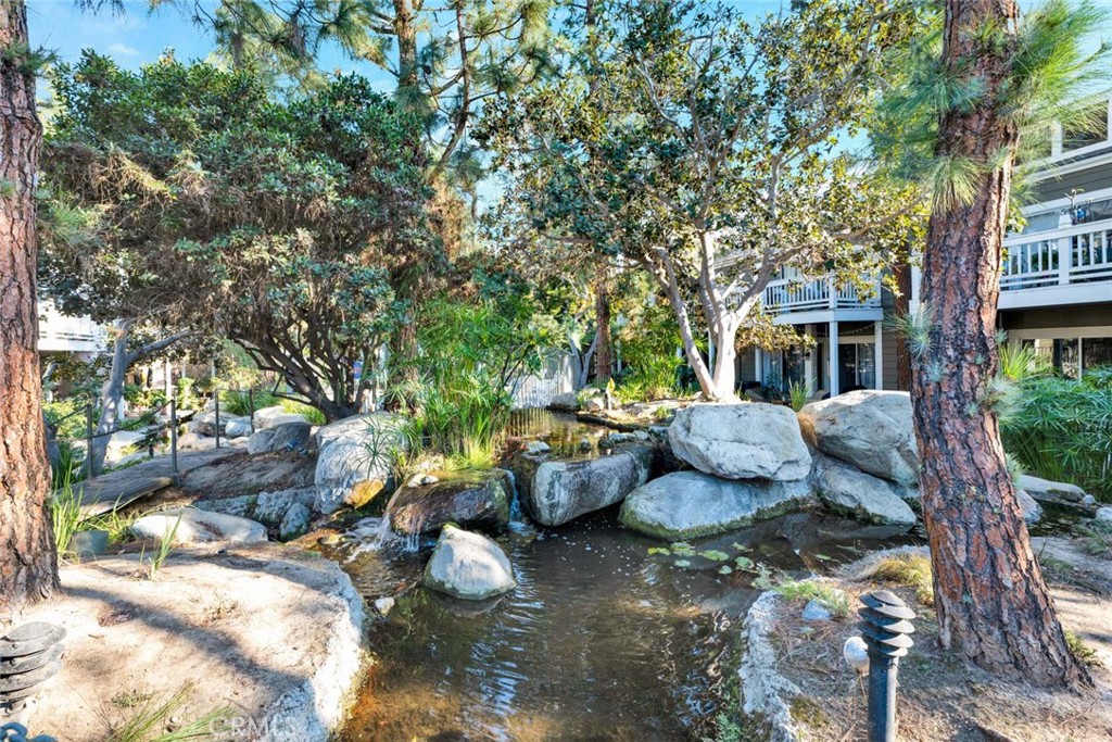 789 Grayling Bay