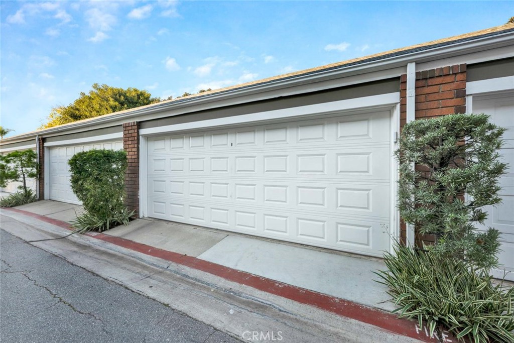 789 Grayling Bay