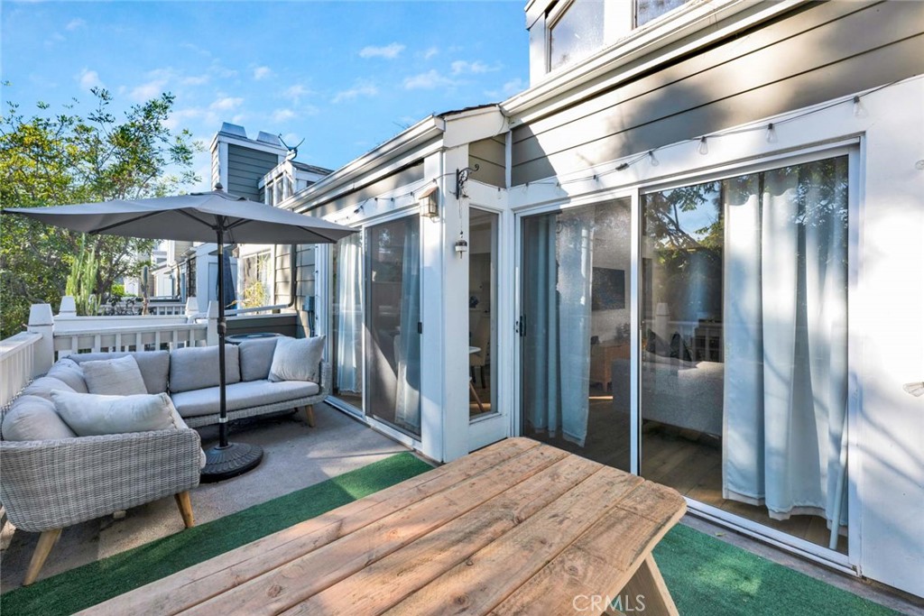 789 Grayling Bay