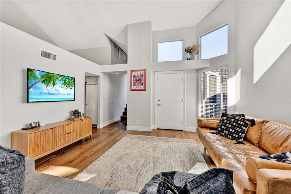 789 Grayling Bay