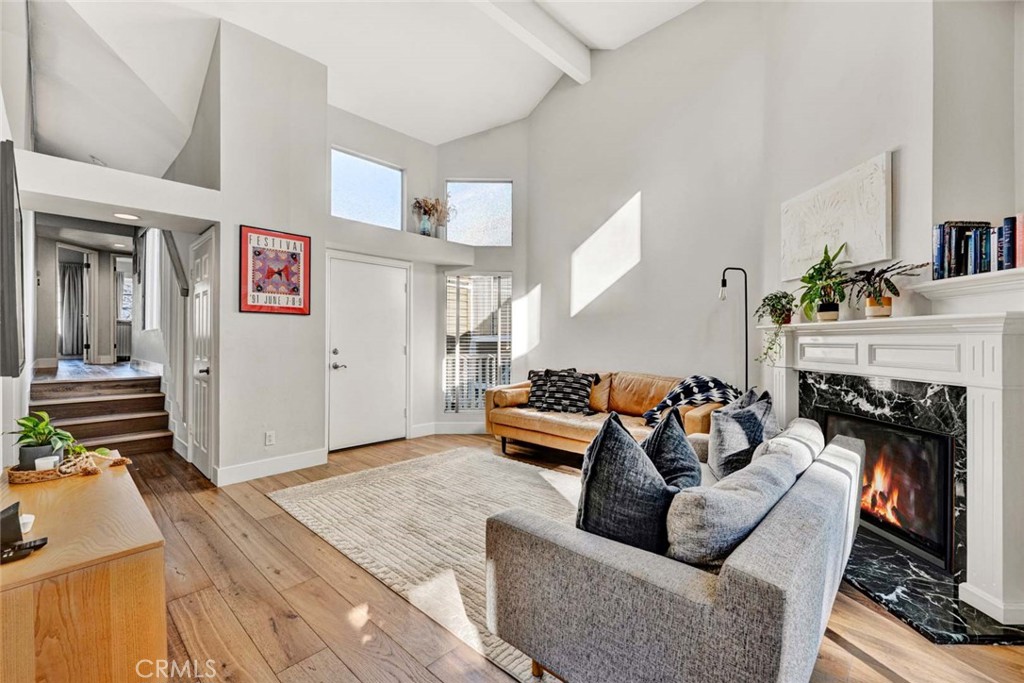 789 Grayling Bay