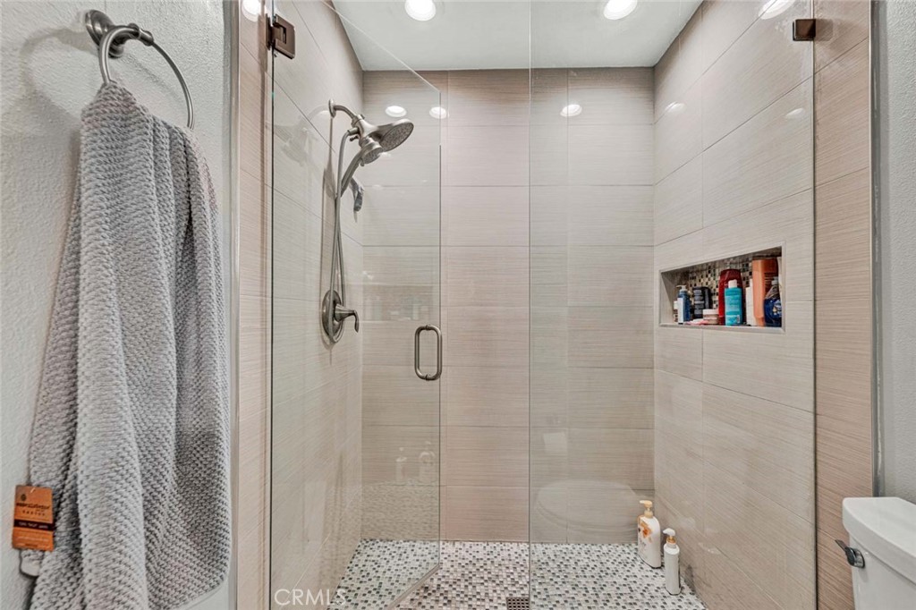 18080 Metcalf Lane