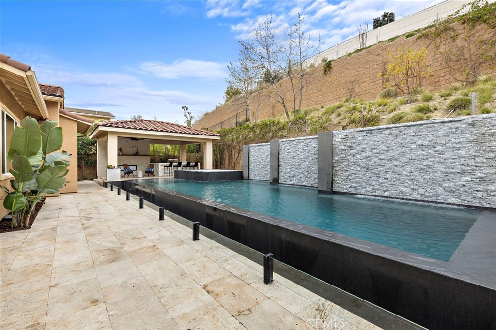 5303 Newbury Lane