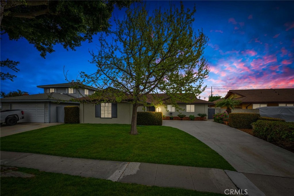 9704 Lark Circle