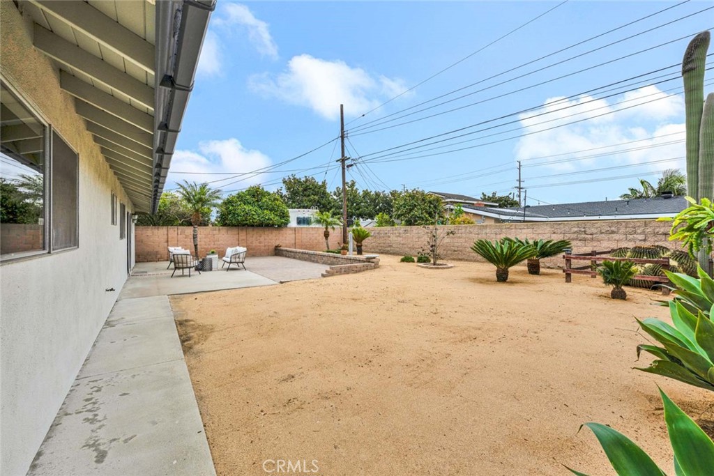 9704 Lark Circle