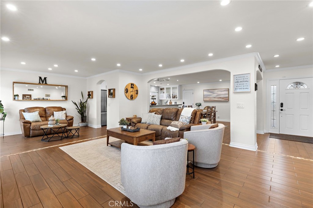 10485 Teal Circle