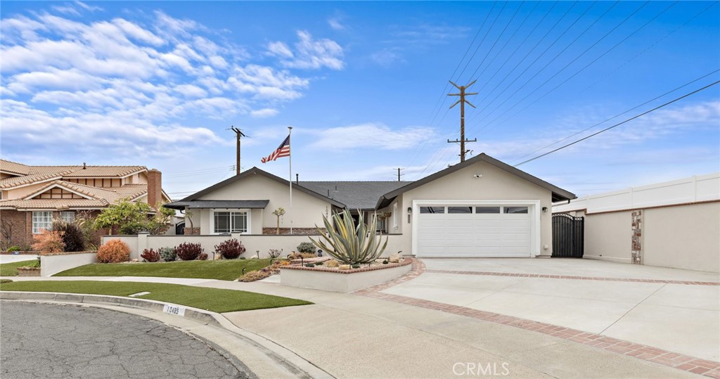 10485 Teal Circle