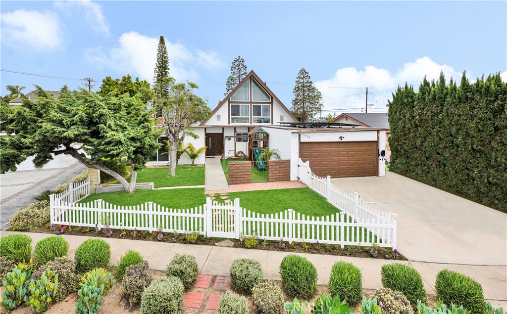 17550 Chestnut Street