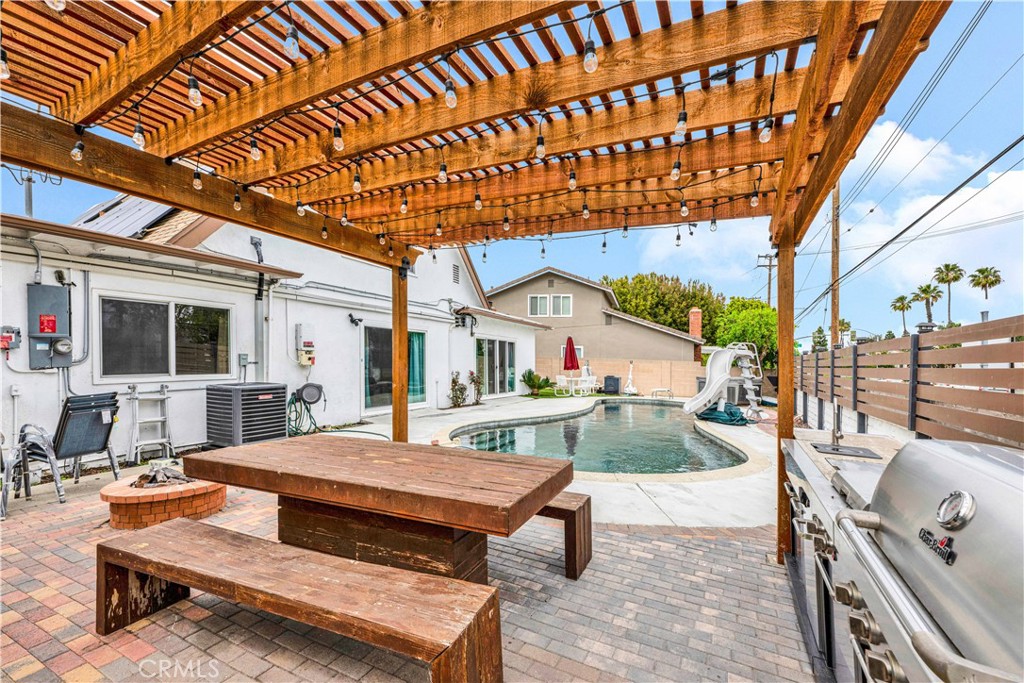 17550 Chestnut Street