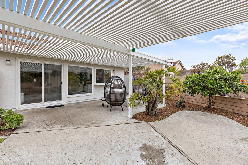 11073 Lavender Avenue
