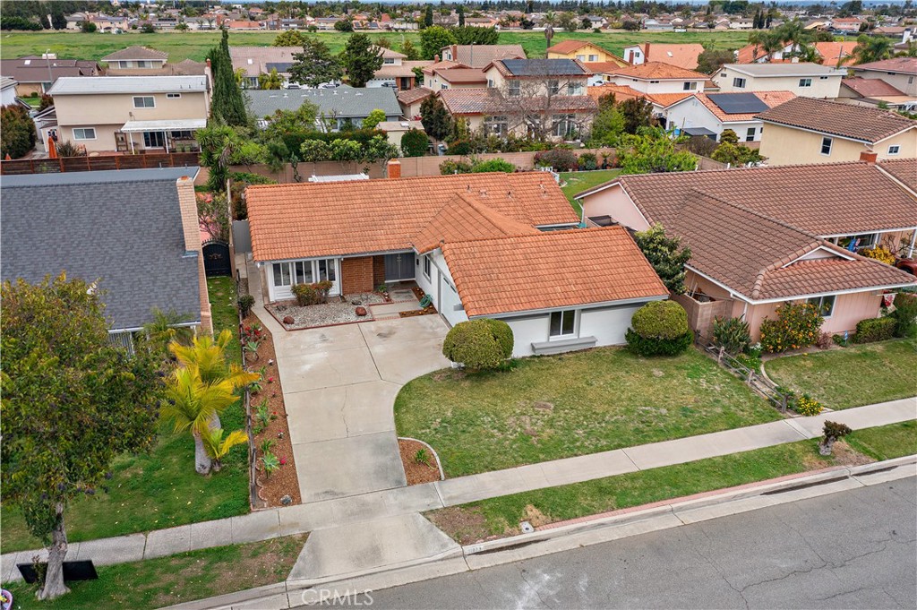 11073 Lavender Avenue