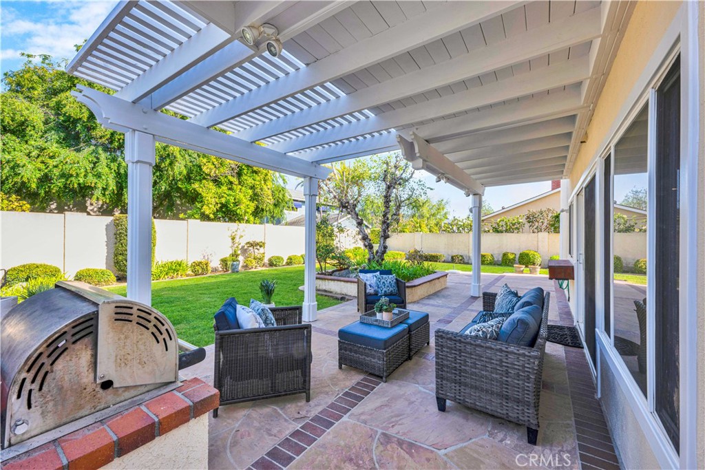 20802 Woodlea Lane