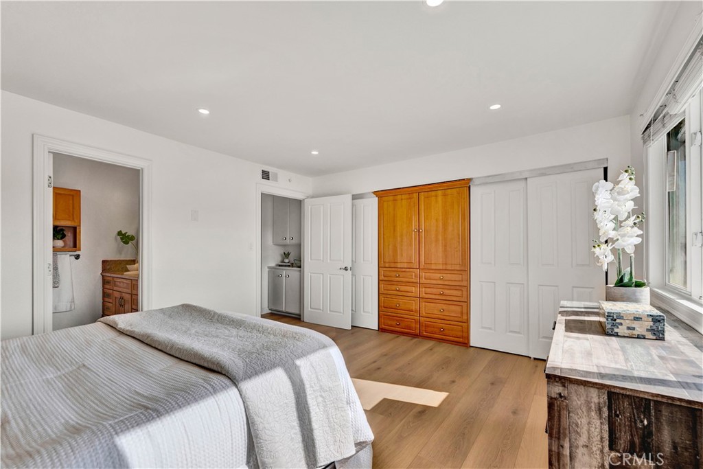 20802 Woodlea Lane