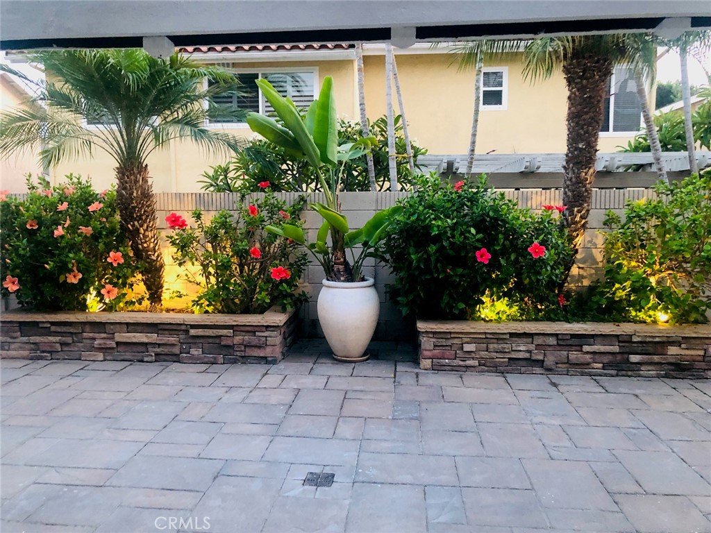 1033 Damascus Circle