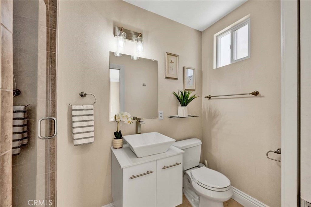 1033 Damascus Circle