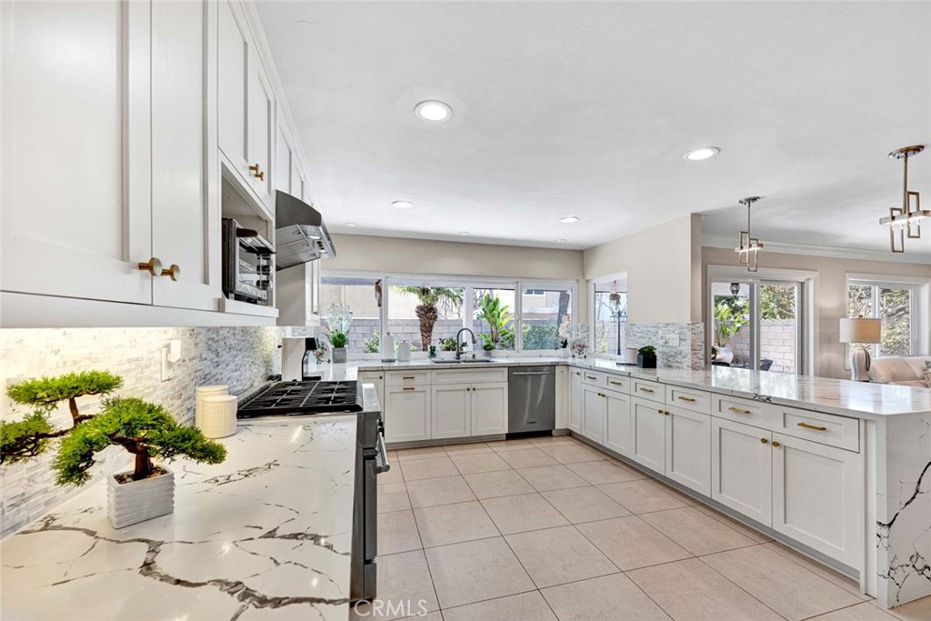 1033 Damascus Circle