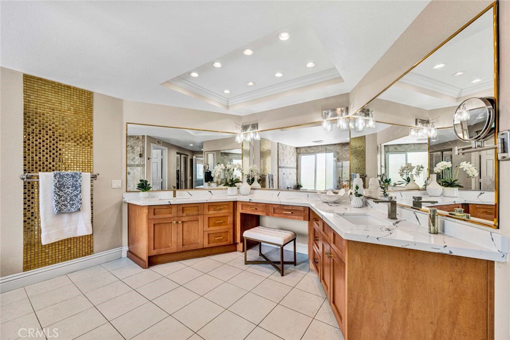 1033 Damascus Circle