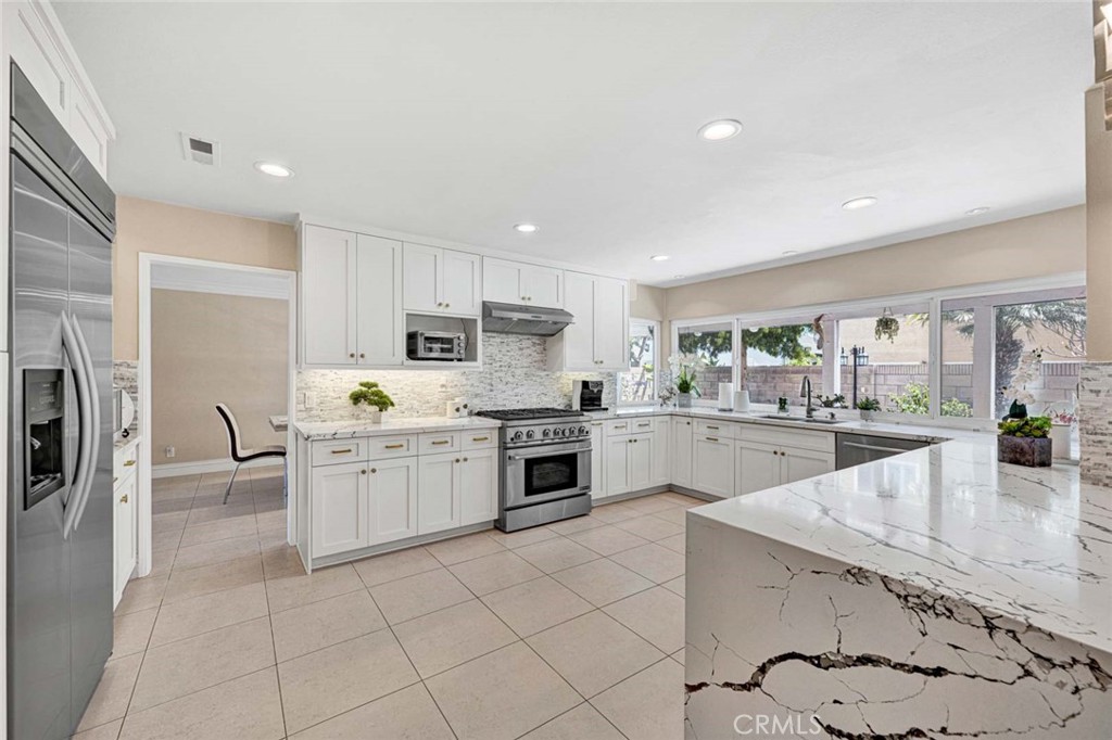 1033 Damascus Circle