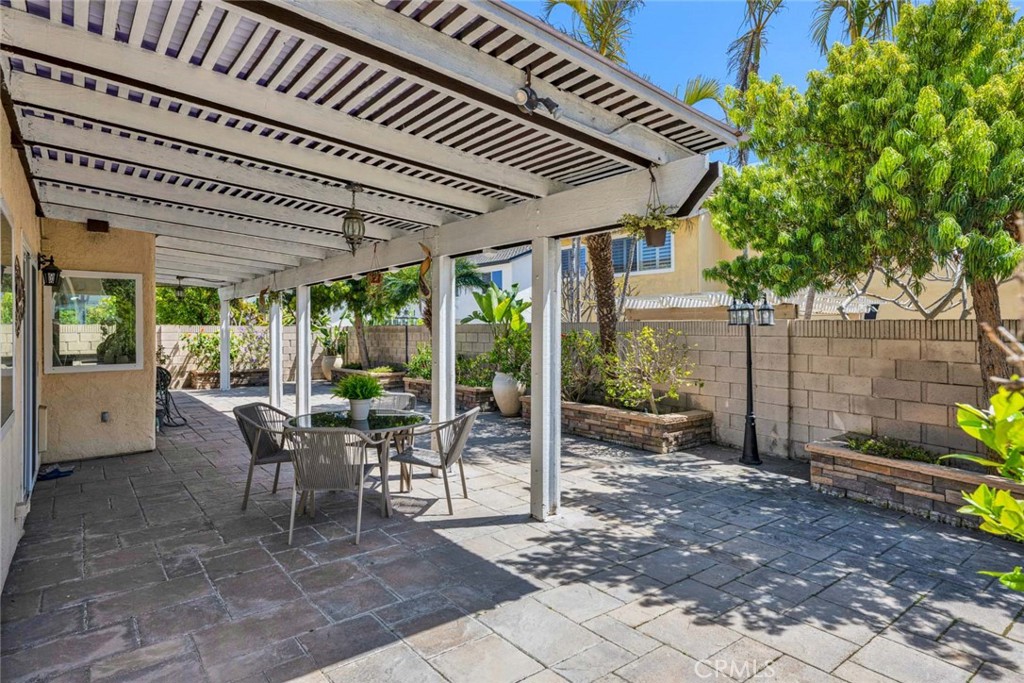 1033 Damascus Circle