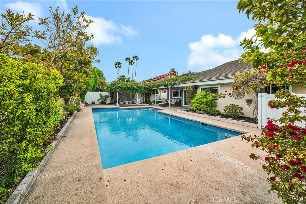 17830 Winterberry Street