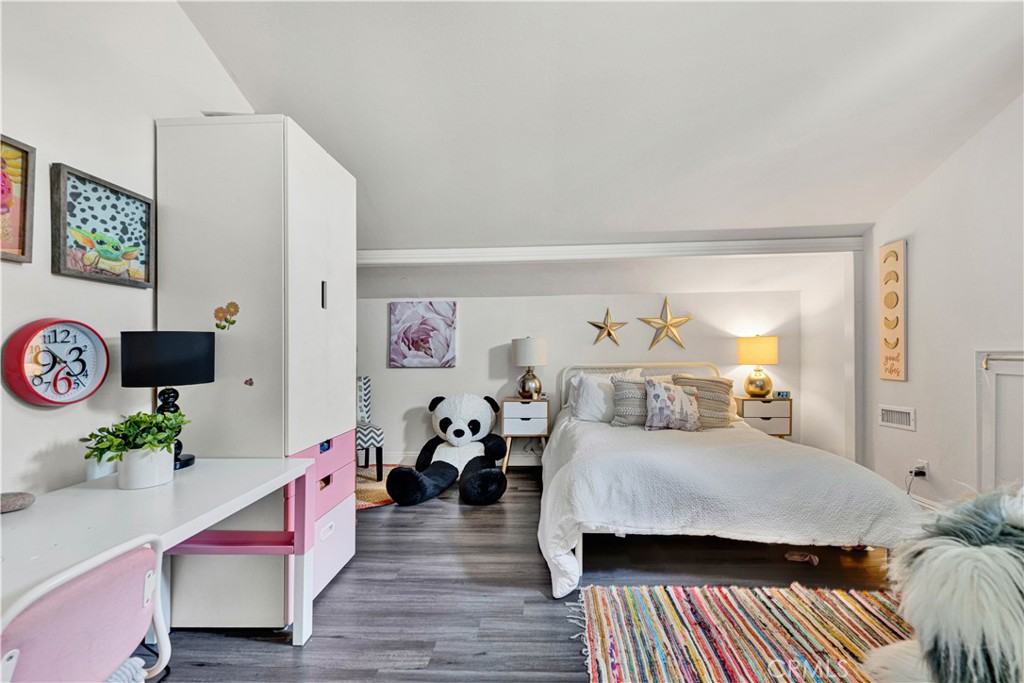 17830 Winterberry Street